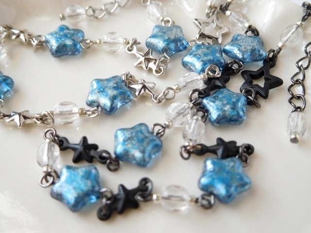 ヴェネチアンブルースター繋ぎのドール用ネックレス