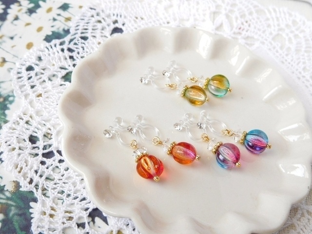 ツートンメロンのドール用ノンホールピアス