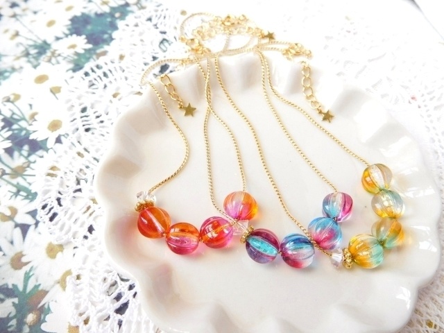 ツートンメロンのスイングチェーンドール用ネックレス