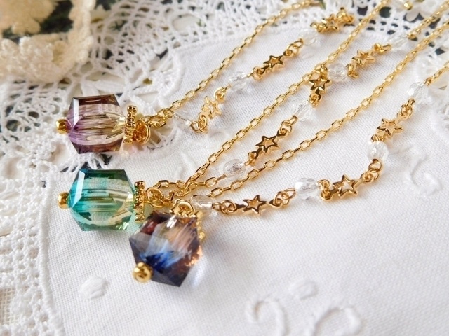ヴィトライユキューブの星繋ぎドール用ネックレス