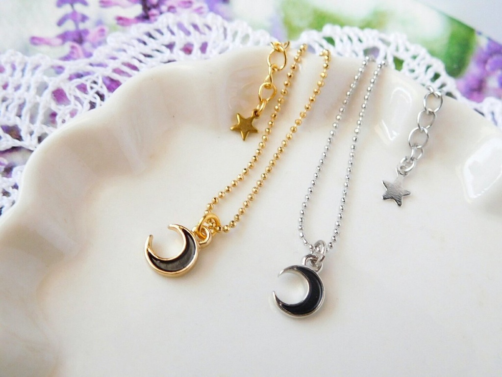 黒い月ドール用ネックレス