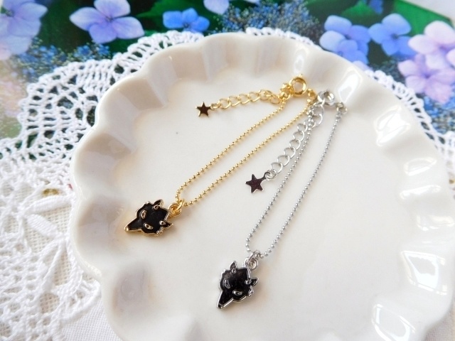 黒い狼のドール用ネックレス