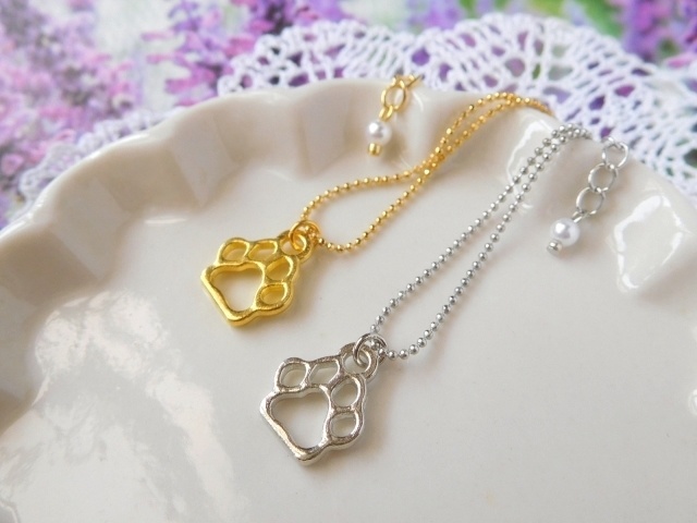 スカシ肉球チャームのドール用ネックレス