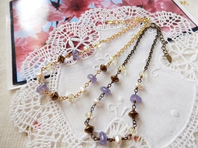 すみれ色ベネチアン繋ぎドール用ネックレス
