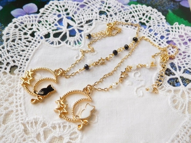 月と猫のドール用アシンメトリーネックレス