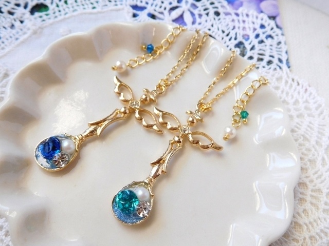ジュエル羽根スプーンのドール用ネックレス