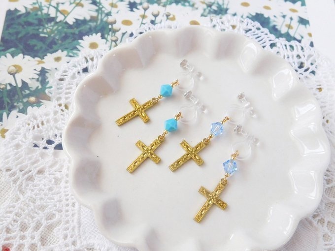 刻み模様十字架とクリスタライズのドール用ノンホールピアス