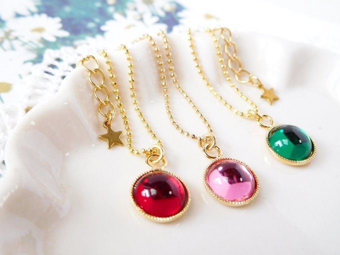 スワロフスキーカボションのドール用ネックレス