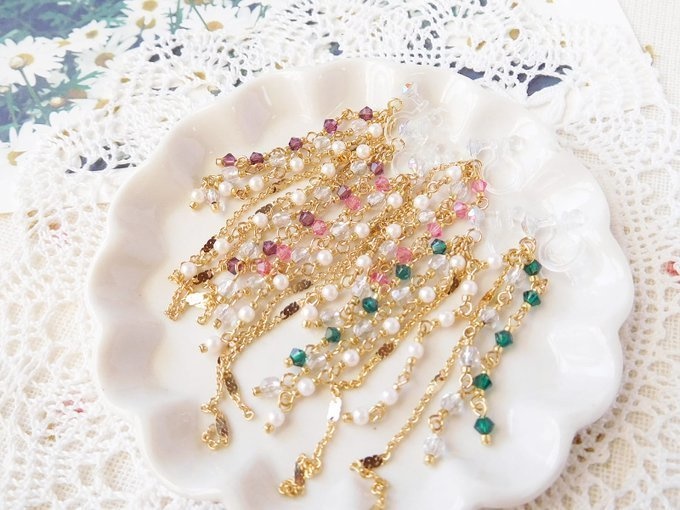 クリスタライズとチェーン揺れるタッセルドール用ノンホールピアスG