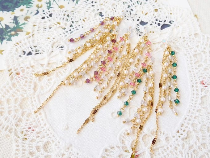 クリスタライズとチェーン揺れるタッセルドール用ノンホールピアスG