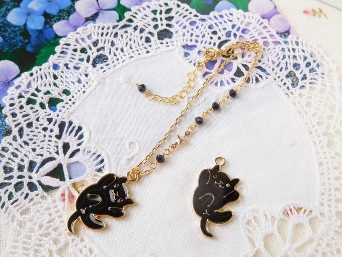 おっぴろ黒にゃんこのドール用アシンメトリーネックレス