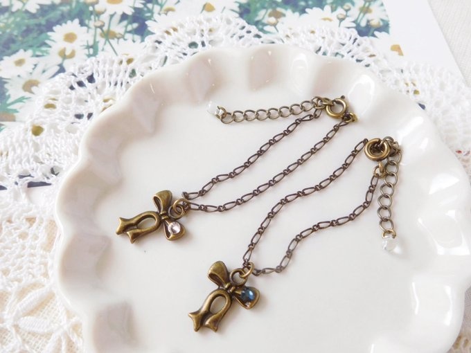 ラインストーン付きリボンチャームのドール用ネックレス