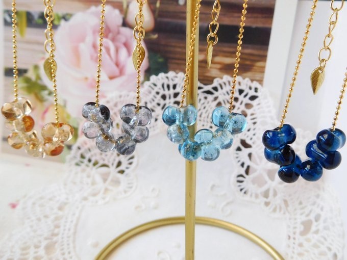ファルファッレドロップガラスのドール用ネックレス