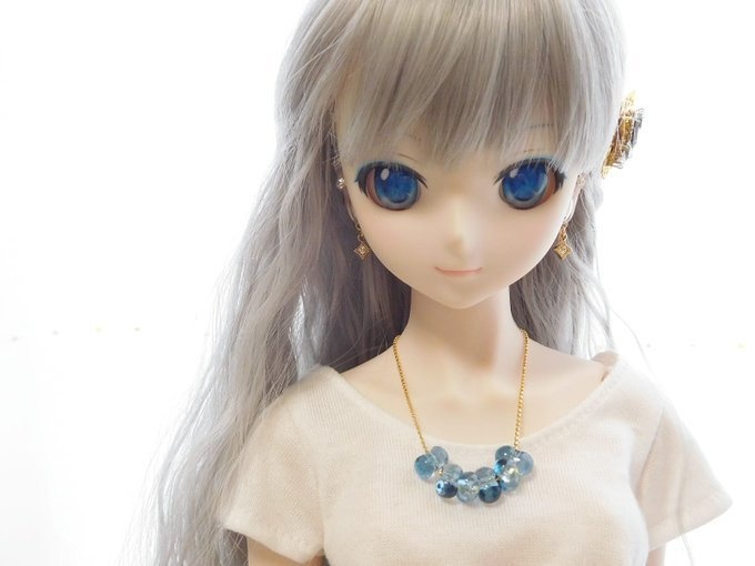 ファルファッレドロップガラスのドール用ネックレス