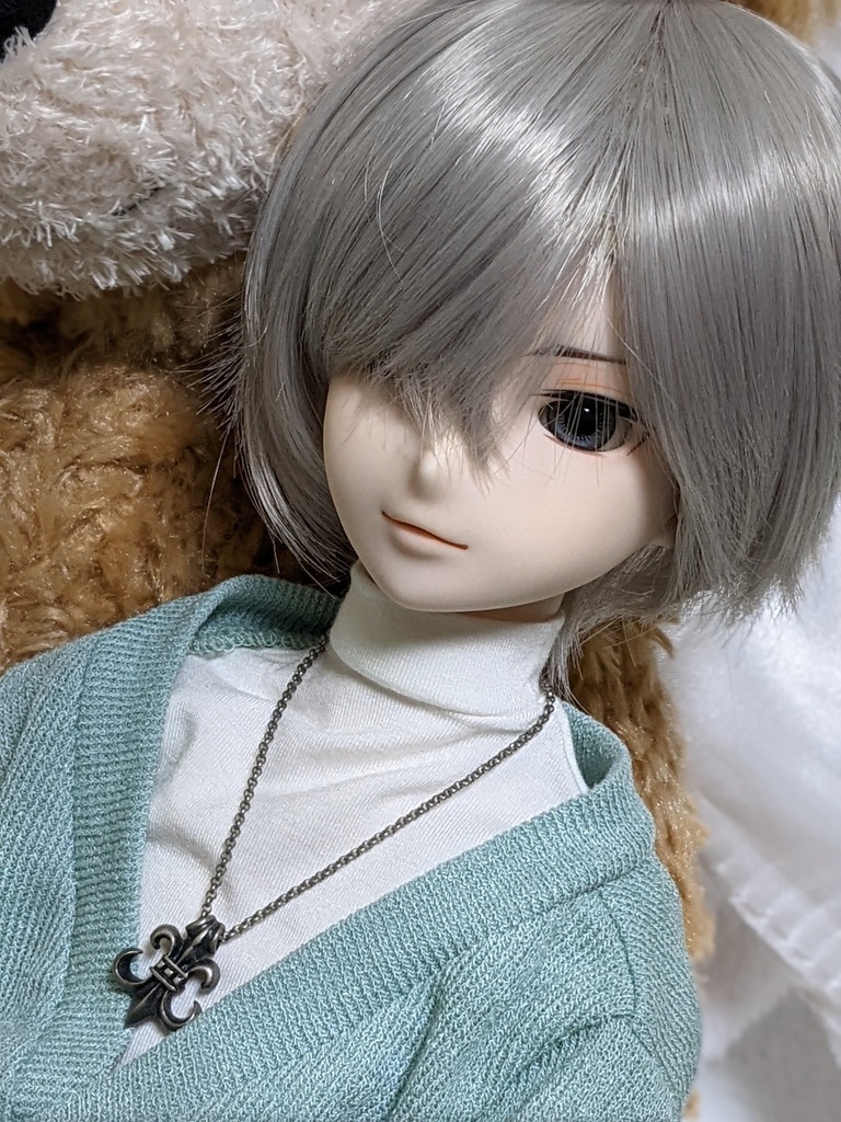 ユリ紋章キャストチャームのドール用ネックレス