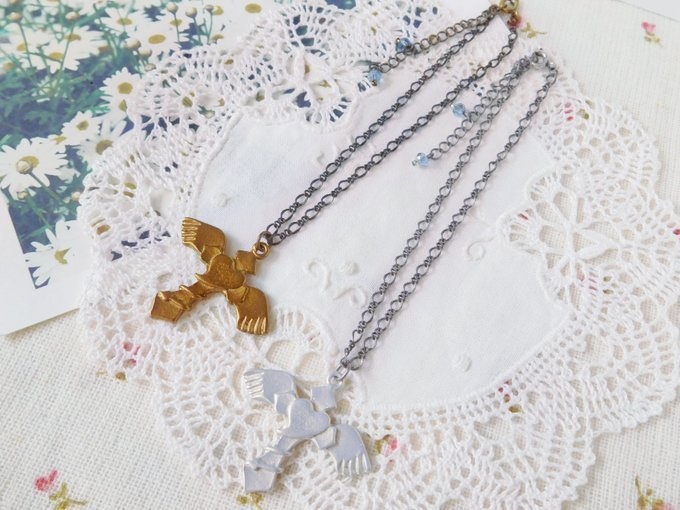 ハート羽クロスチャームのドール用ネックレス