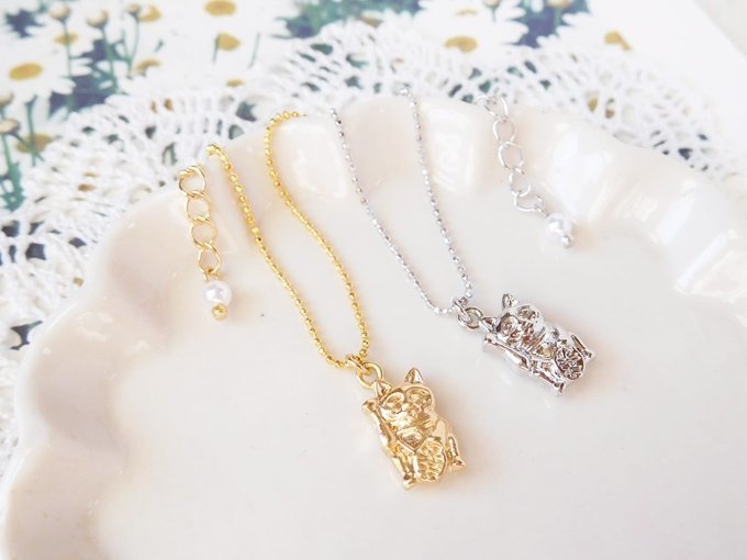 招き猫チャームのドール用ネックレス