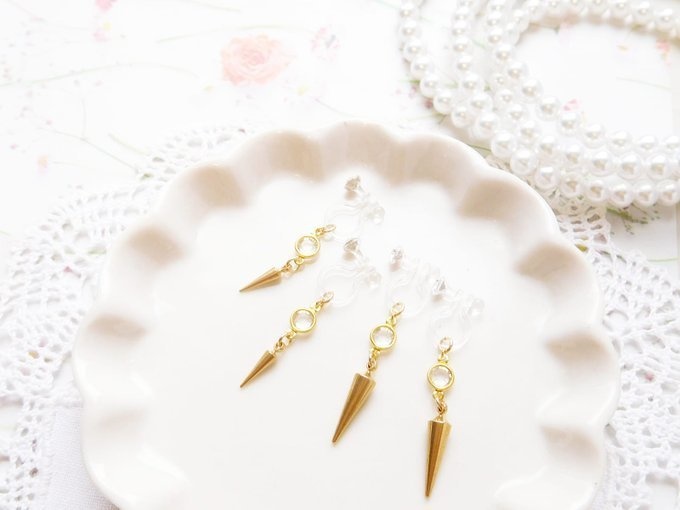 シェネルストーンと尖りのドール用ノンホールピアス