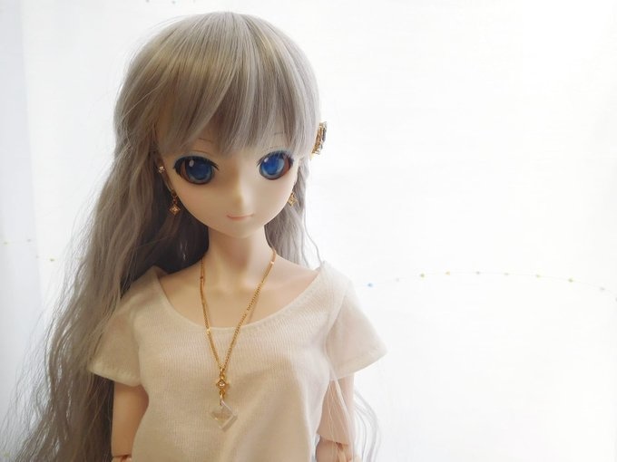 菱繋ぎガラスのドール用セミロングネックレス