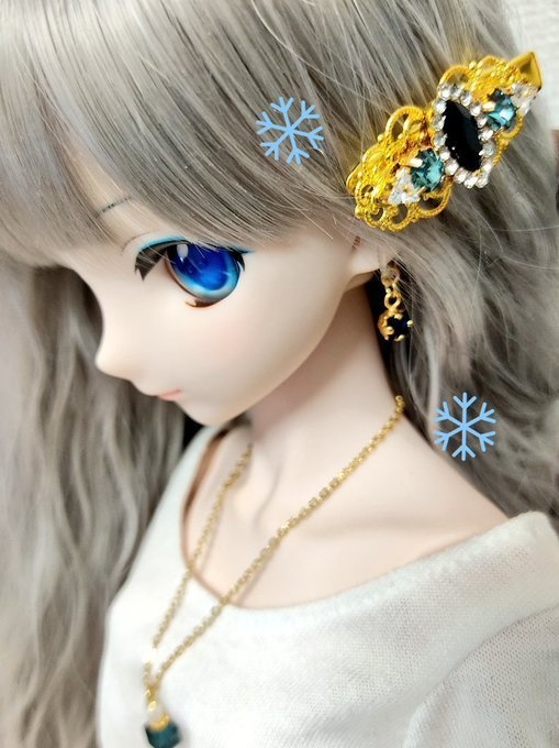 マーキスとプレシオサジュエルのヘアクリップ