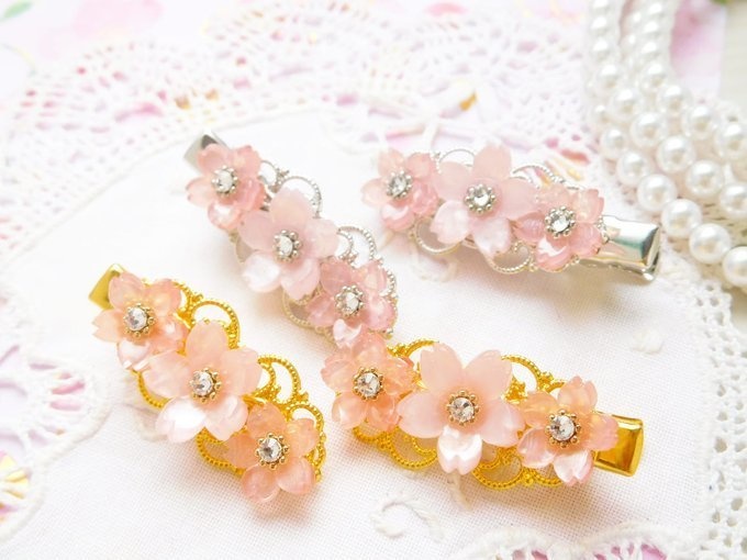 ラインストーン桜のヘアクリップ