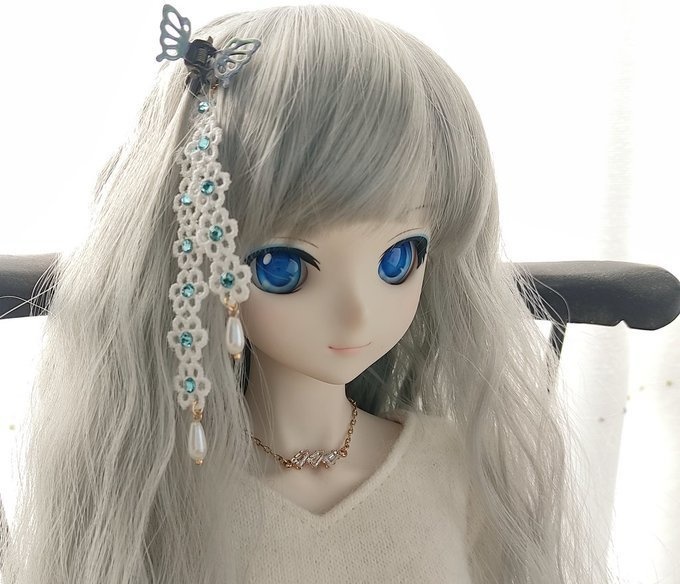 ラインストーンお花レースのドール用ウィッグピアス