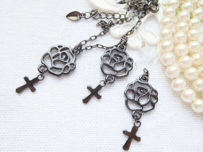 薔薇とクロスのドール用アクセサリーセット