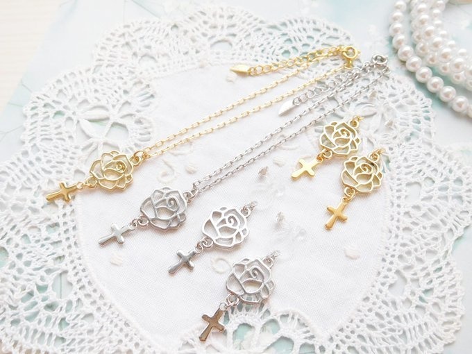 薔薇とクロスのドール用アクセサリーセット