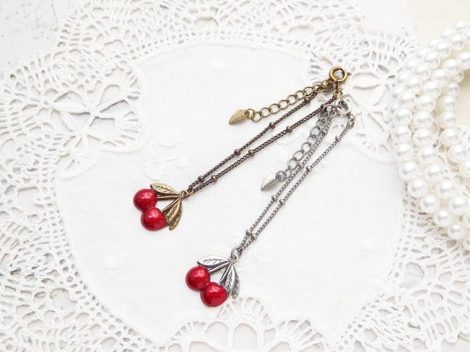 レッドチェリーのドール用ネックレス