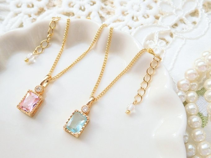 レクタングル香水ジルコニアのドール用ネックレス