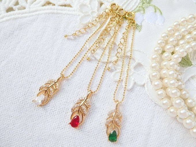 孔雀羽ジルコニアのドール用ネックレス