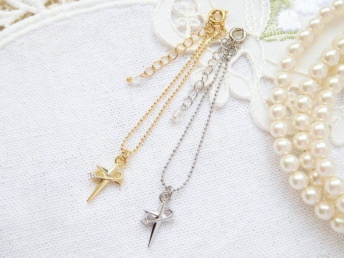 ラインストーンフラッシュスタークロスのドール用ネックレス