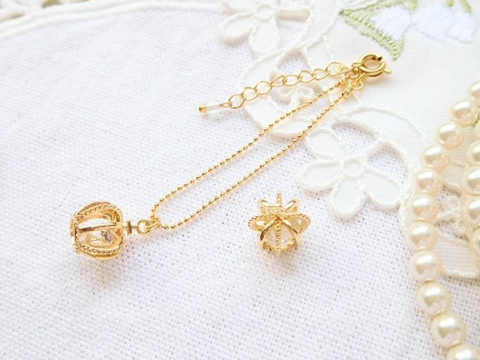 ジルコニア入り立体クラウンチャームのドール用ネックレス