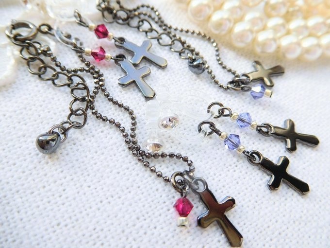 プチブラッククロスとクリスタライズのドール用ネックレス&ノンホールピアス