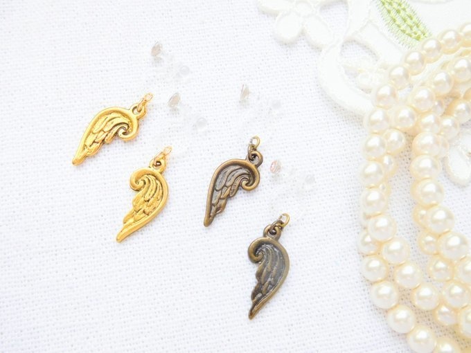 片翼チャームのドール用ノンホールピアス①