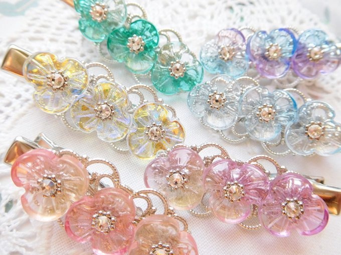 甘露パンジーのヘアクリップ