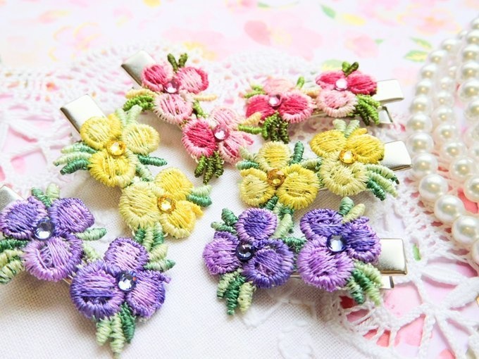 ベリーモチーフレースとクリスタライズのヘアクリップ