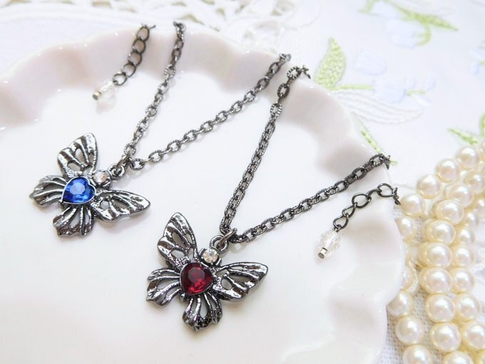 ジュエルハート黒蝶のドール用ロングネックレス