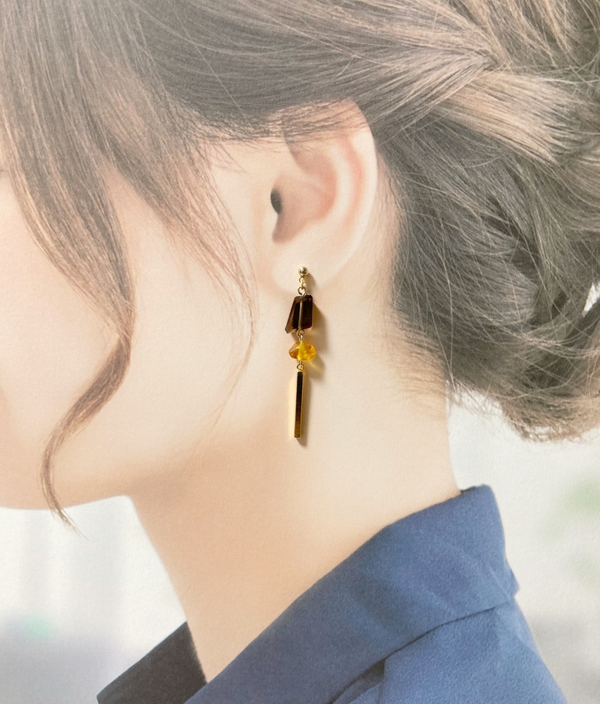 鍾離のイメージピアス