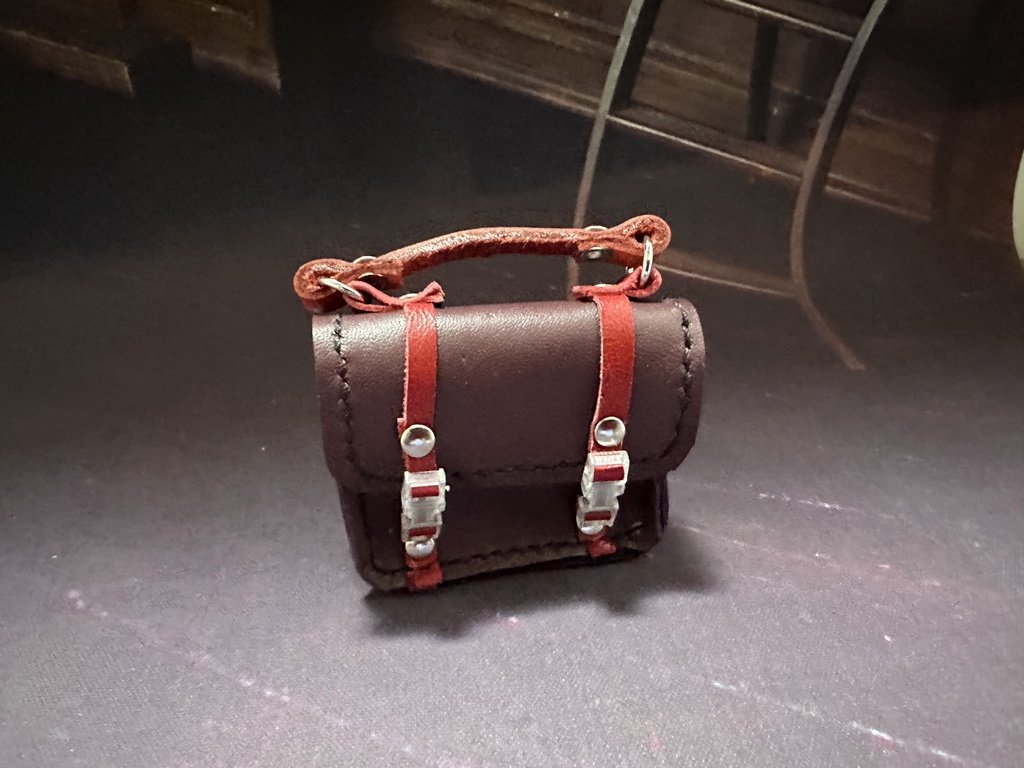 ドール用　ハンドメイド　本革　カバン