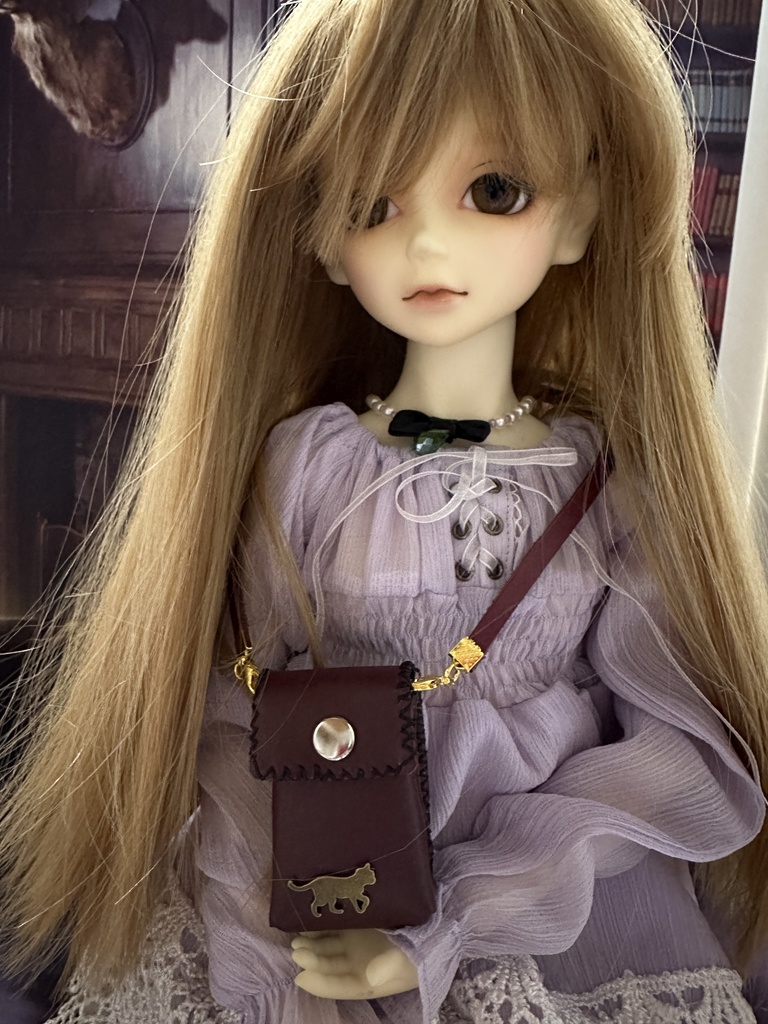 ドール用　ハンドメイド　本革　カバン・サコッシュ