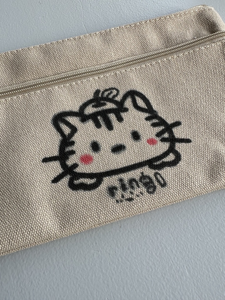 10月限定・直筆ポーチNo,1 \ ringoart