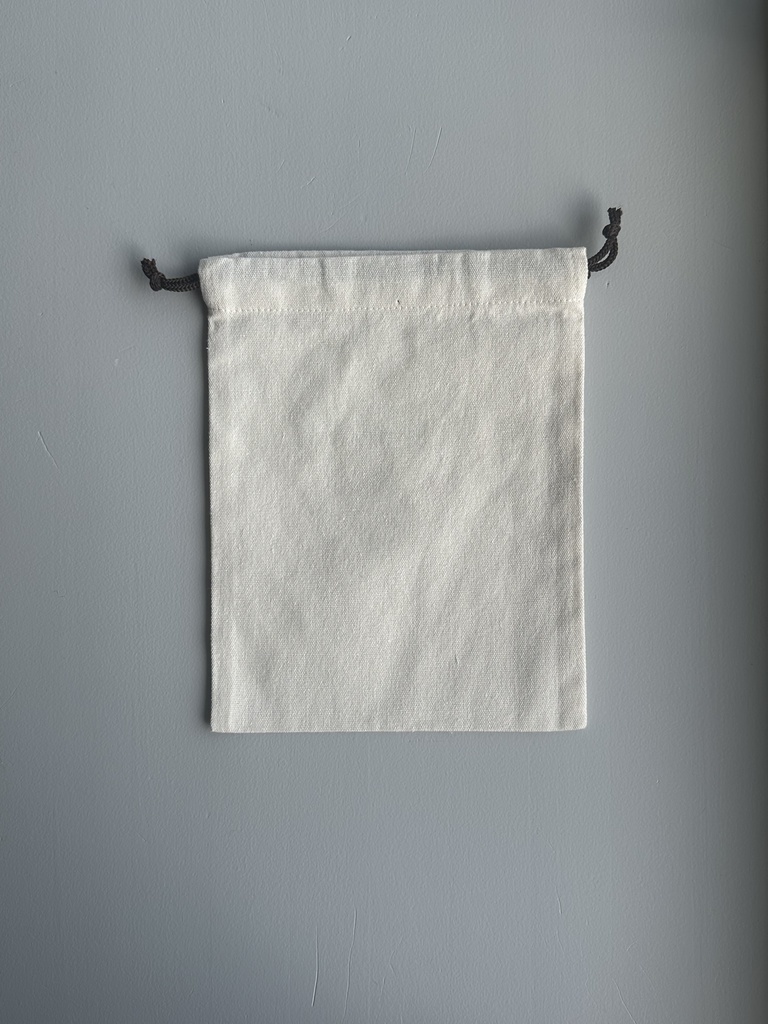 10月限定・直筆の巾着No,4 \ ringoart