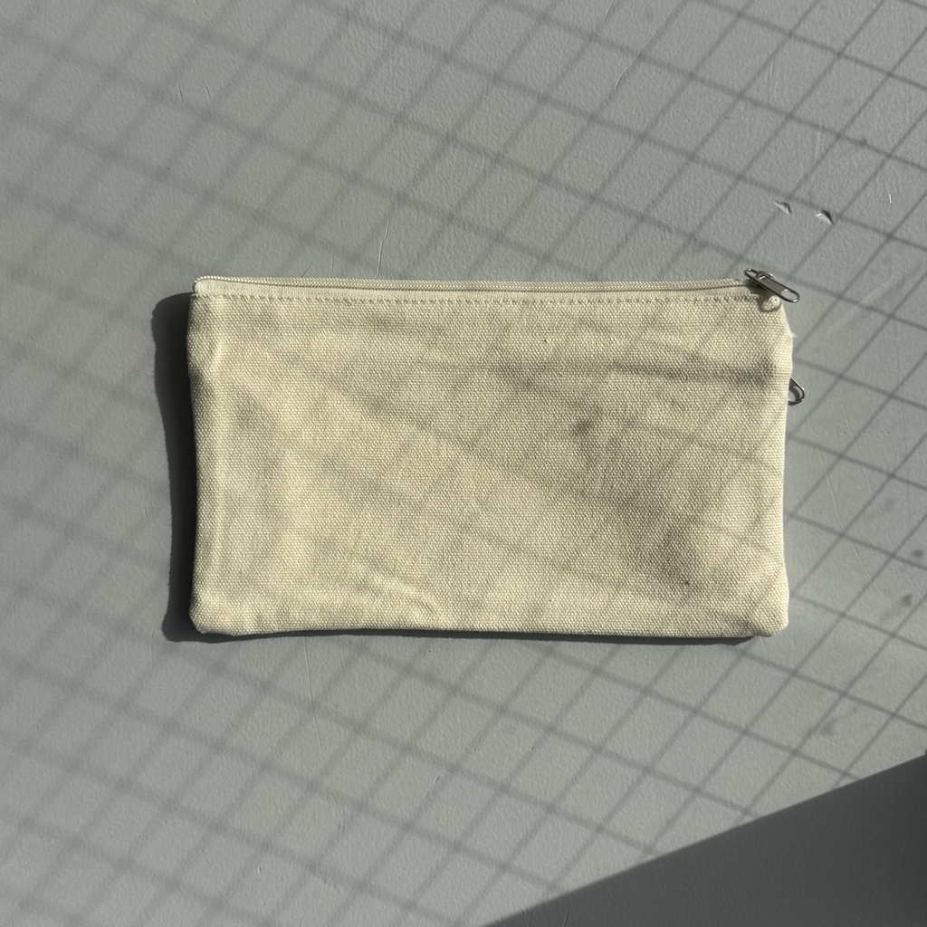 11月限定・直筆ポーチNo,1\ ringoart