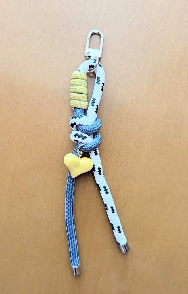 パラコード　ストラップ