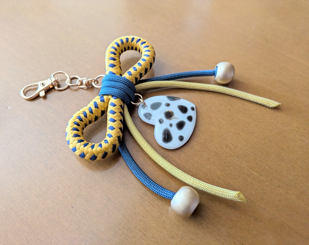 パラコード　ストラップ