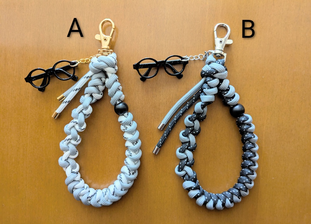 パラコード　ストラップ