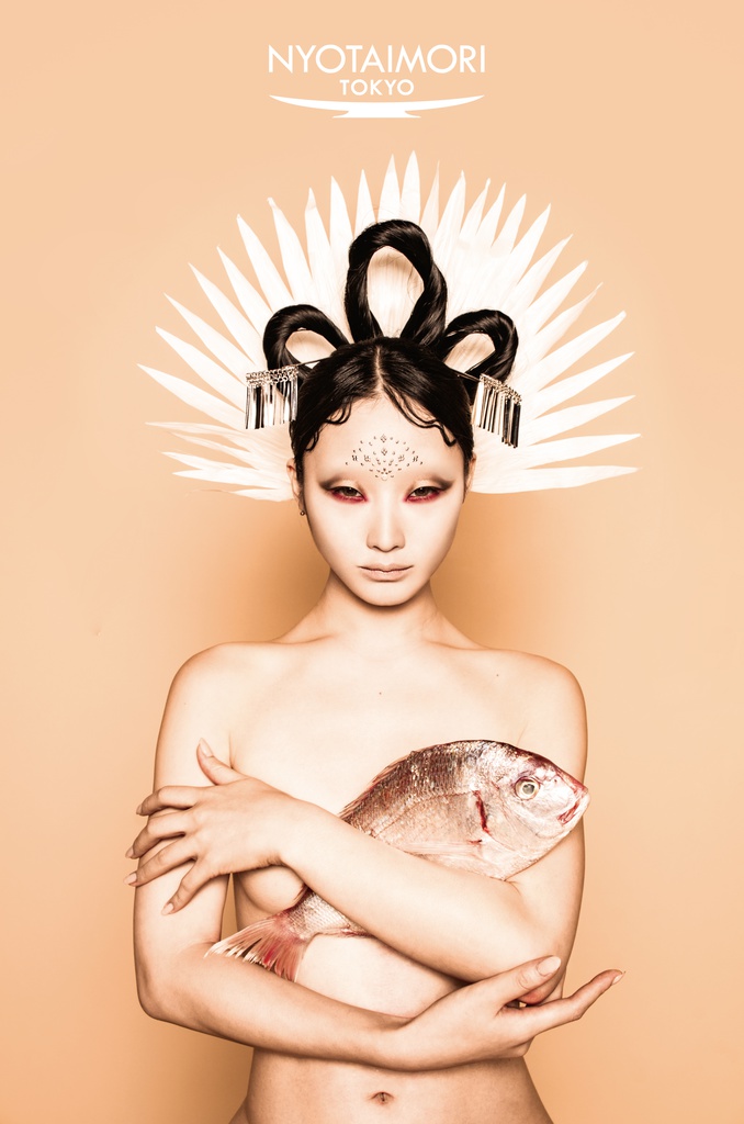 NYOTAIMORI TOKYO Photo book