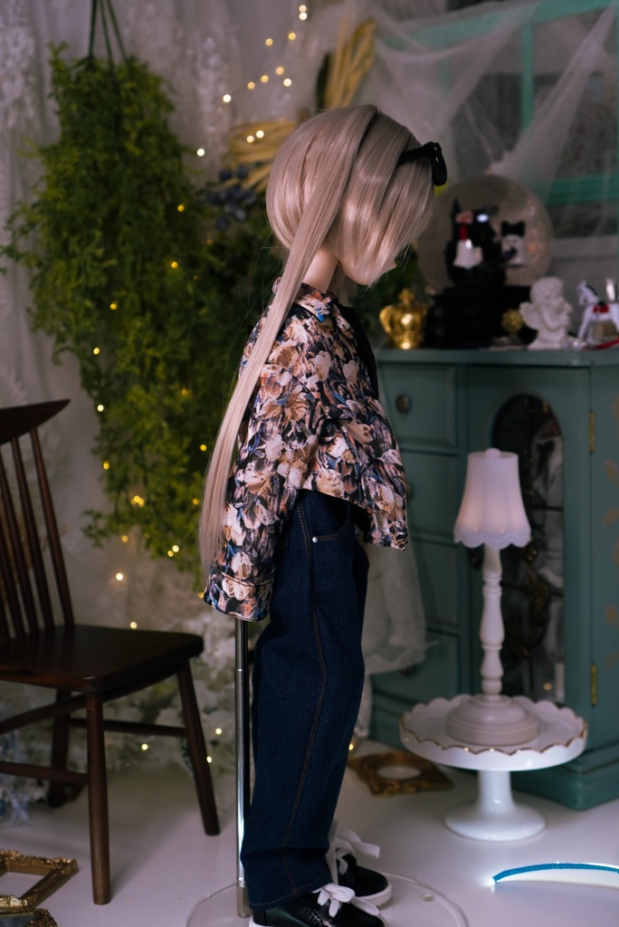 【MDD衣装】AM1:00に海岸線にて。