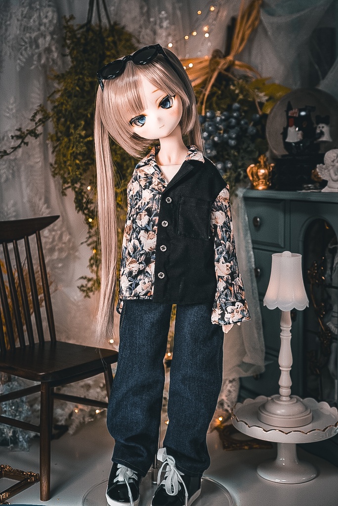 【MDD衣装】AM1:00に海岸線にて。